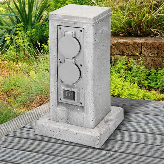 Multiprise  extérieur jardin quadruple étanche IP44 Polyrésine gris clair